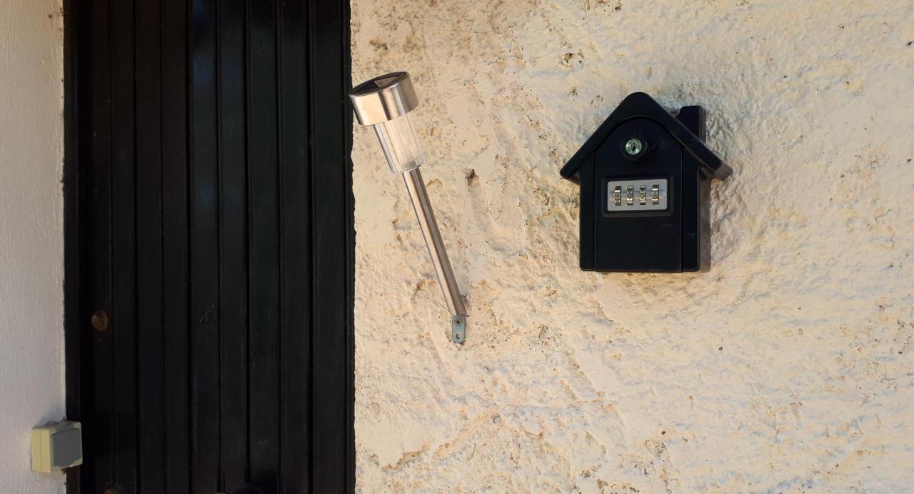 Les Pucines T2 Bas De Villa Six-Fours-les-Plages Exterior photo